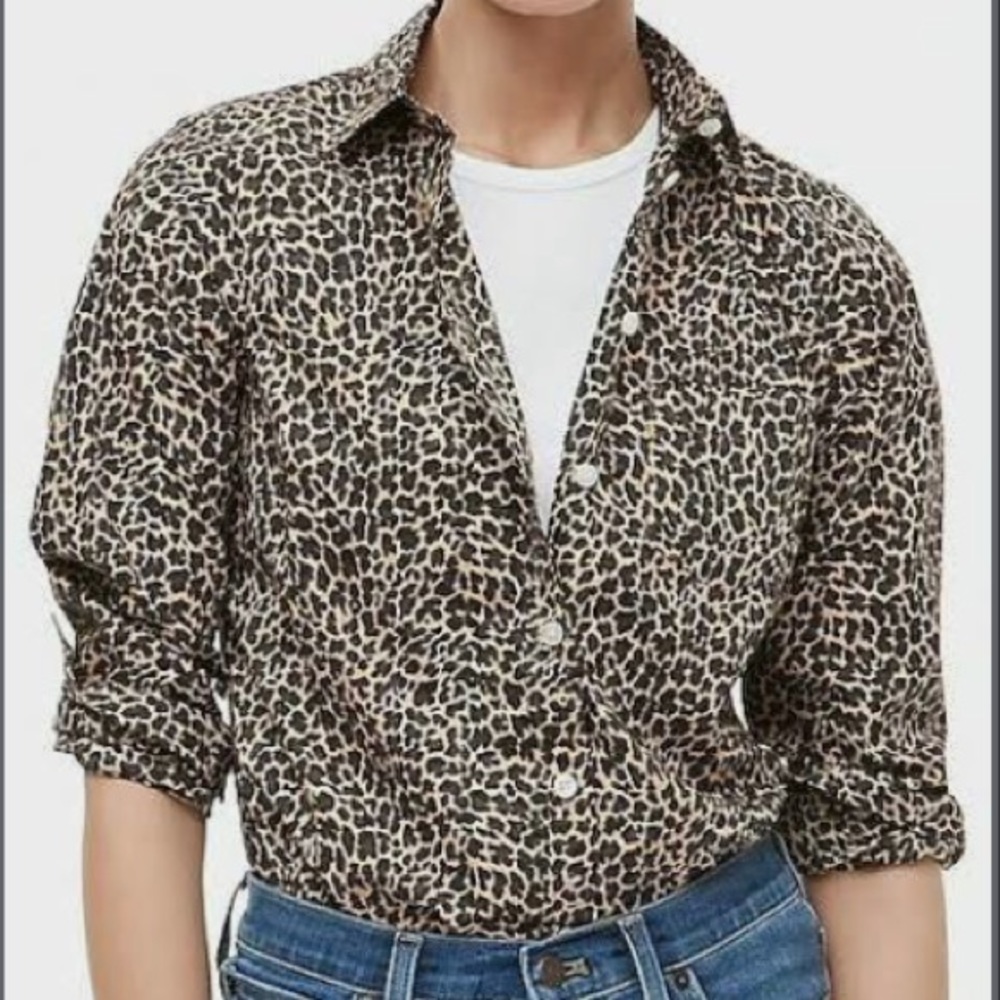 J.Crew Button-up leopard shirt in signature fit - Picture 5 of 11